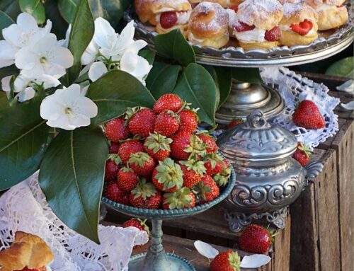 BIGNE’ FRAGOLE E PANNA